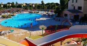 Bungalow de 2 chambres a Valras Plage a 200 m de la plage avec piscine partagee et terrasse
